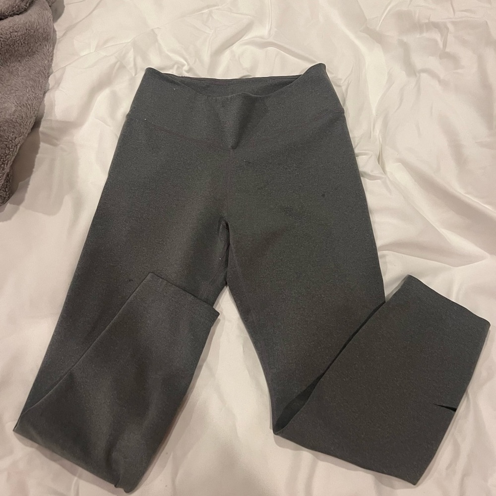 Grey Nike dri fit leggings!